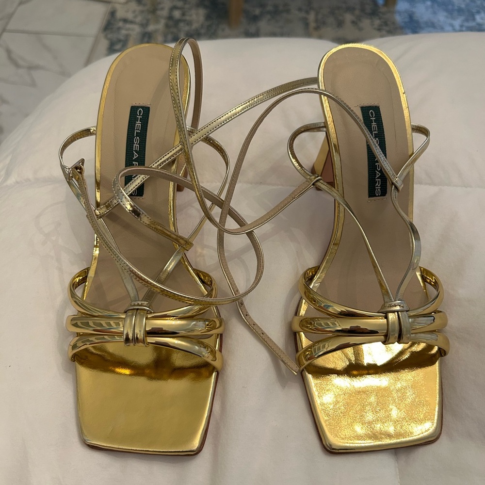 Chelsea Paris Gold Strappy Sandals